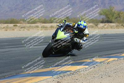 media/Mar-24-2025-Moto Forza (Mon) [[57ce5c5cff]]/1-Advanced Group/Session 3 (Turn 6 Inside)/
